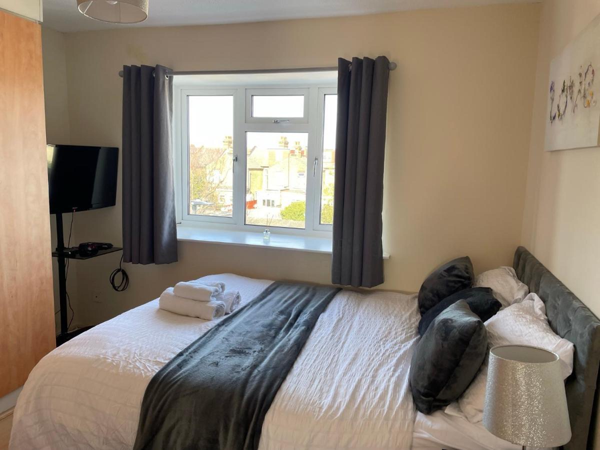 Nnk Air Bnb 恩菲尔德 外观 照片
